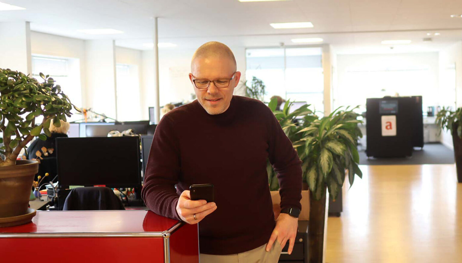 Employee Kasper