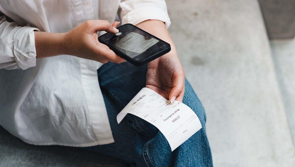 Taking picture with phone of receipt