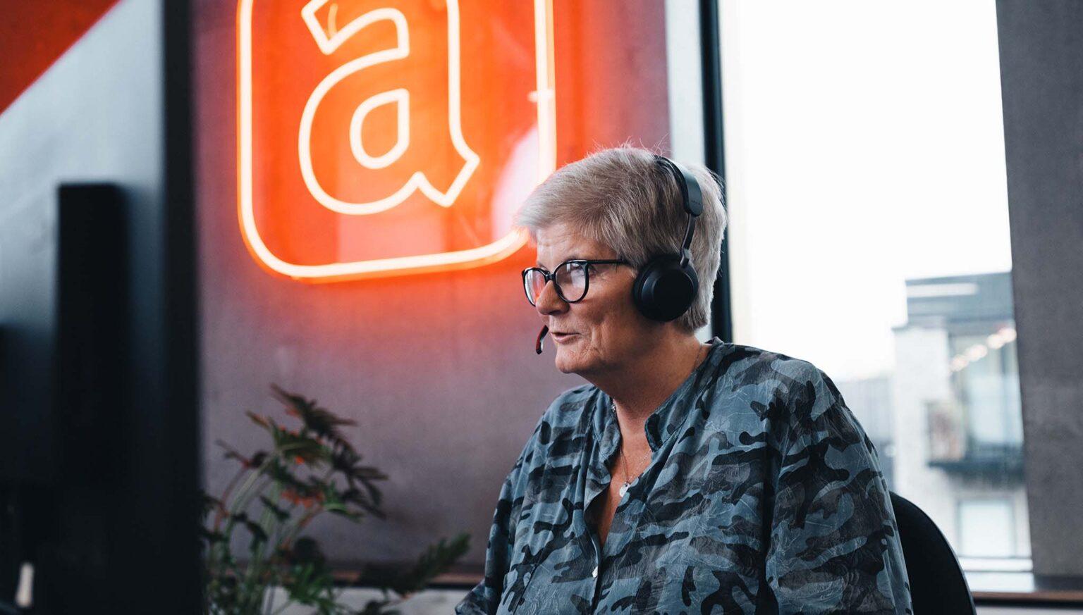Support talking with headset